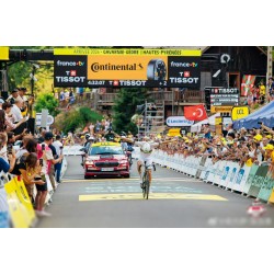 Nove tappe del Tour de France: la battaglia per la maglia gialla Nove tappe del Tour de France: la battaglia per la maglia gialla